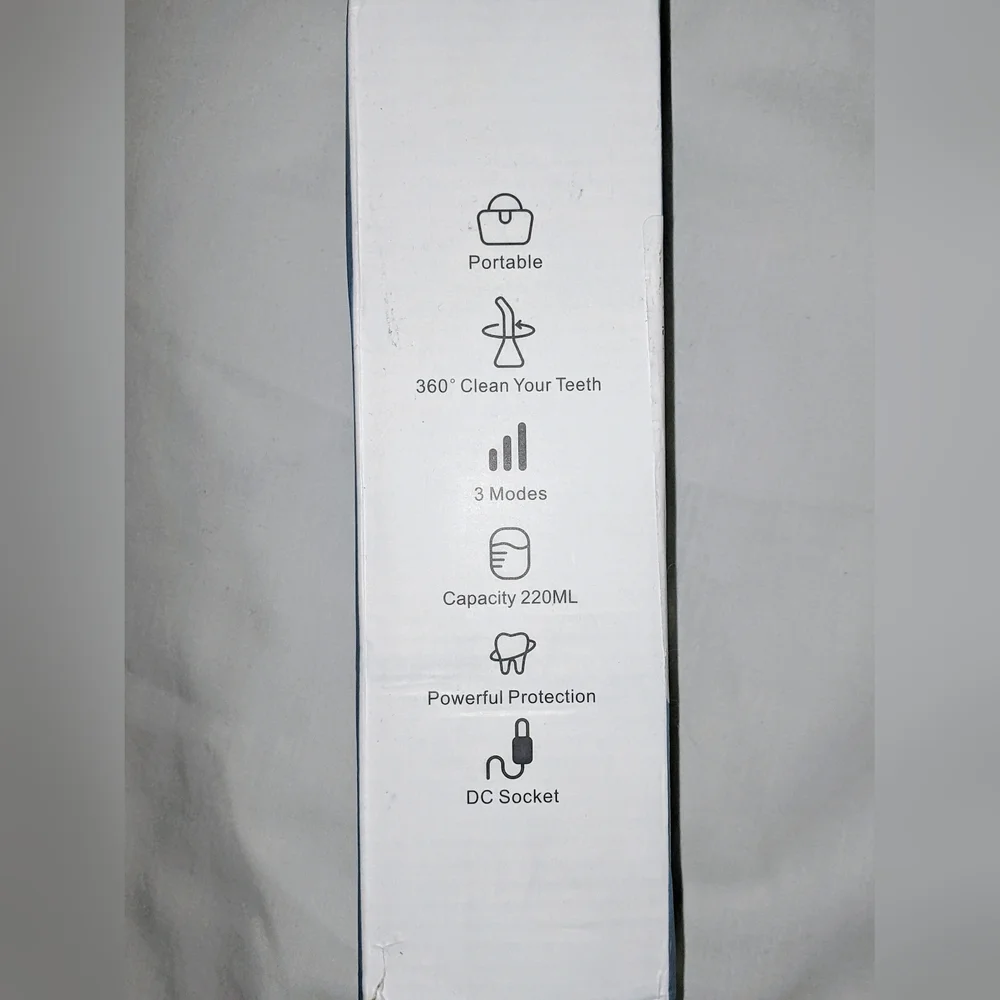 Portable oral irrigator - Picture 2 of 2